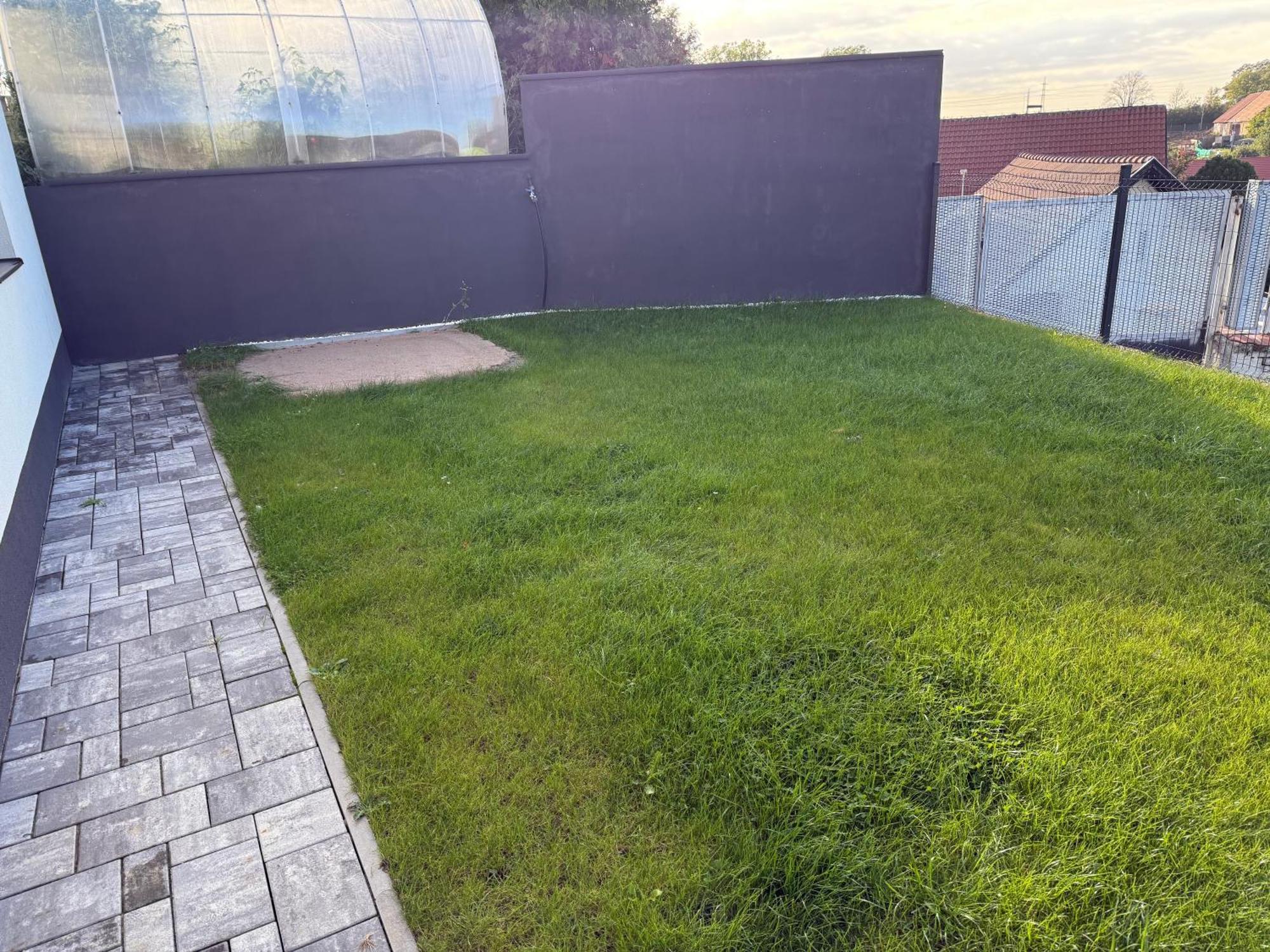 Apartament 72m2 Private Garden Parking Free *